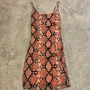 Charlotte Russe - Short Bodycon dress 🐍
